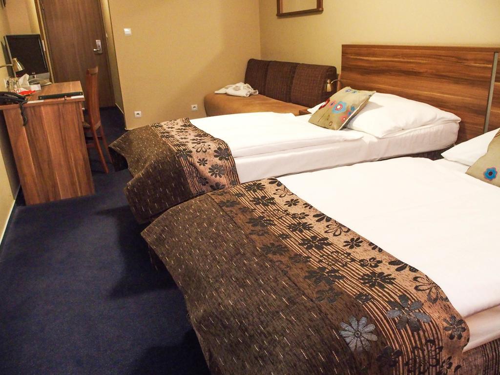 Hotel Victoria Martin Exteriör bild
